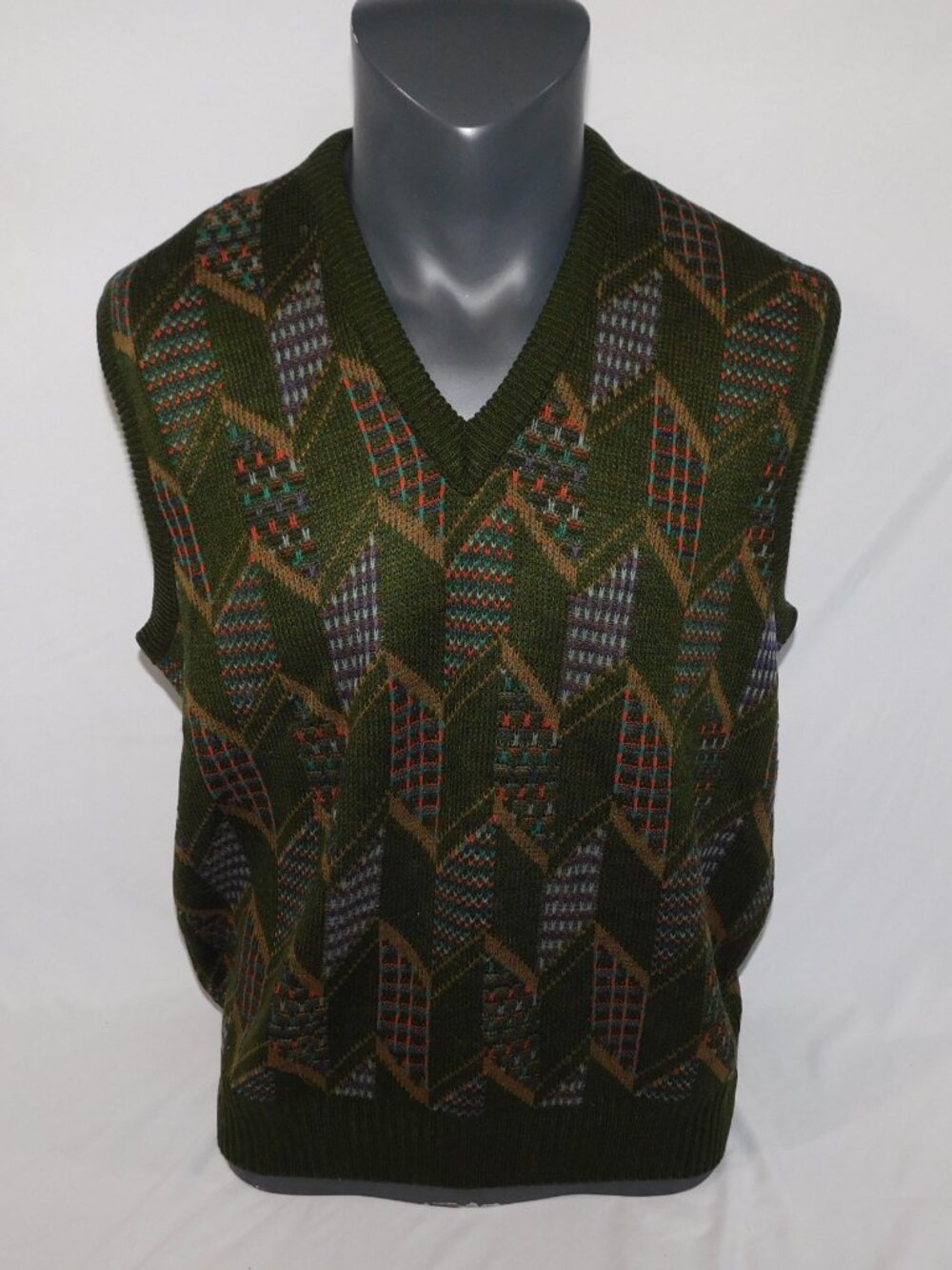 VTG  Sears The Mens Store V Neck Green Brown multicolor Sweater Vest Men XL 46